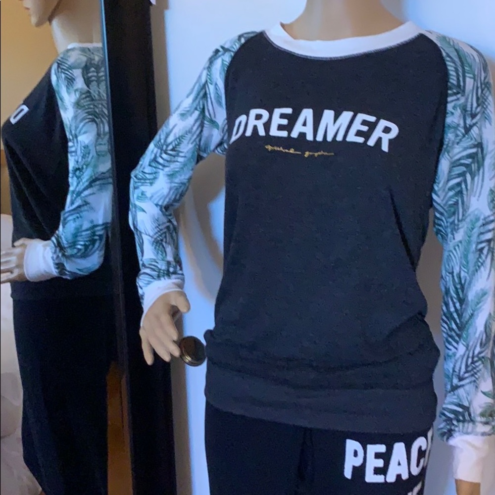 🍃 Spiritual Gangster. Size Medium.